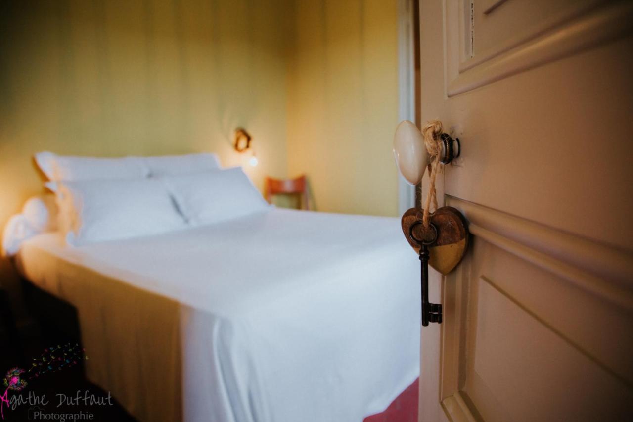 Le Bar-sur-Loup Hotel Particulier Des Jasmins מראה חיצוני תמונה